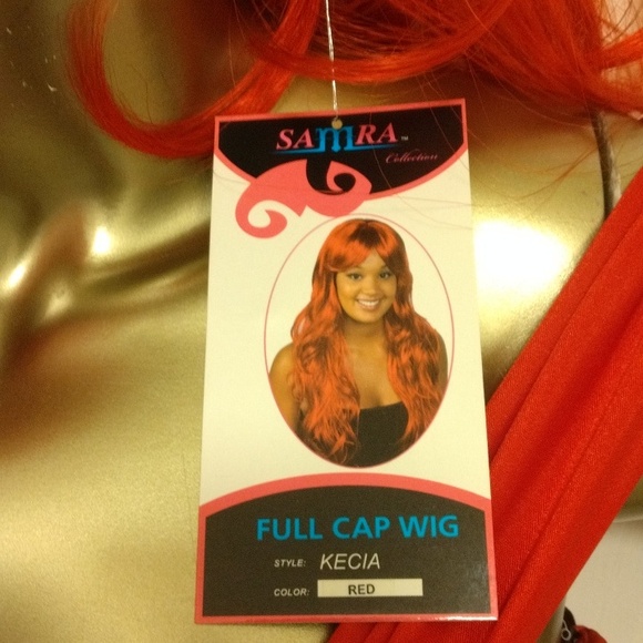 Masquerade red dress with diamond pendent in the front zips down in the back - Picture 15 of 16